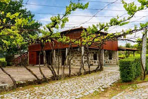 Exterior - Casa da Eira by Quantique (Prozelo)