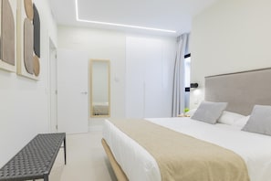 Iron/ironing board, travel cot, free WiFi, bed sheets - Comfortable Family Stay by the Sea (Agüimes)