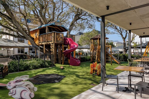 UniqueStay The Jade Apartment, Paardevlei Estate, Somerset West