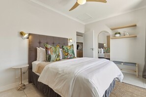 Room - UniqueStay The Jade Apartment, Paardevlei Estate, Somerset West (Cape Town)