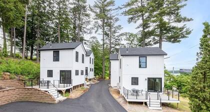 Lakeside Cottage Retreat – 4 Loft Style Cottages with Dock Slip - Weirs Beach