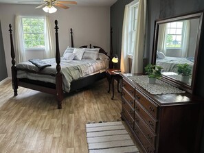4 chambres, bureau, fer et planche à repasser, Wi-Fi gratuit