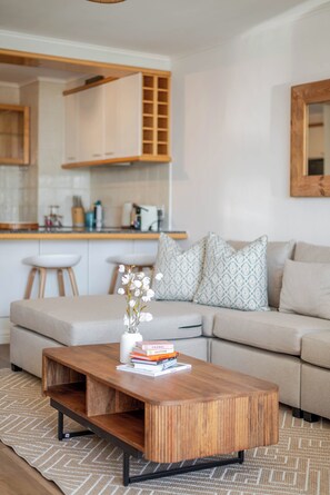 Living area - Water Club Ocean Luxe (Cape Town)