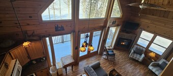 Lake Front, Pet-Friendly Cabin with Canoe and lake views