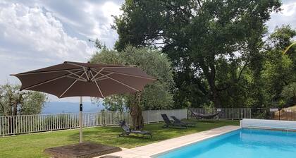 Quiet South Facing Villa with Pool. Panoramic view!