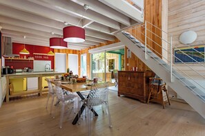 Dining - Villa Cap a L'ouest, 44H, 50 m de la plage (Lège-Cap-Ferret)