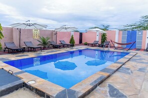 Outdoor pool - Siafu Camps and Lodges (Lake Manyara National Park)