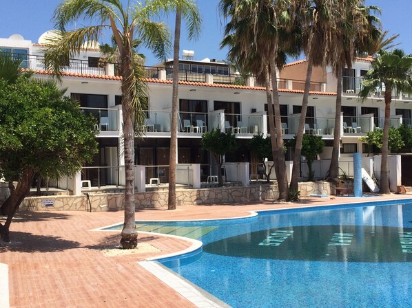 Pool - Napa Rocks Superiors  (Ayia Napa)