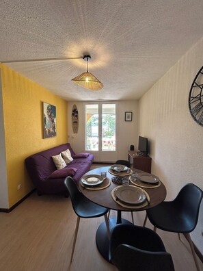 Dining - Les Portes Du Port (Agde)