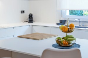 Fridge, microwave, oven, stovetop - Bizi Baztan Goienetxea (Elizondo)