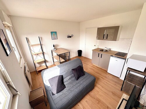 Bright Studio with a View in the Heart of Nantes