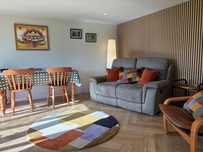 Living area - Hikers Retreat - stylish South Downs escape with private garden (East Dean)