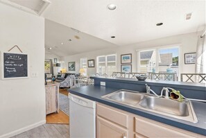 Interior - Corolla-de-Light: Shared Pool & Fitness Center | Pets OK (Corolla)