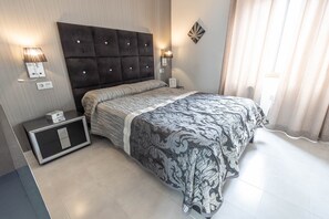 Apartment - Beachfront Vacation Apartment - Almunecar (Almunecar)