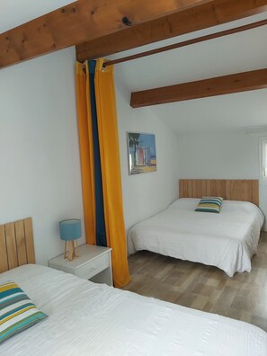 Room - La Cotinière all-inclusive house with bikes - Sea/restaurants 5 minutes walk (Saint-Pierre-d'Oléron)