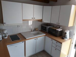 Private kitchen - La Cotinière all-inclusive house with bikes - Sea/restaurants 5 minutes walk (Saint-Pierre-d'Oléron)