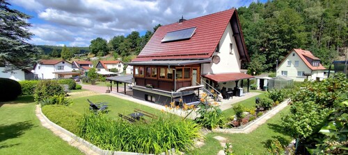 Apartment Bamberger - quietly located apartment with conservatory and garden