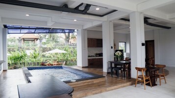 Piscina interna