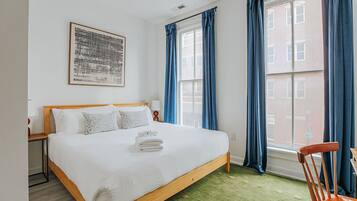 2 bedrooms, iron/ironing board, Internet, bed sheets