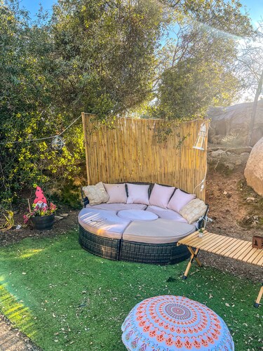 The 1963 Silver Streak – Retro Glam Retreat