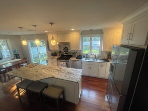 Fridge, microwave, oven, stovetop - Pool Escape in East Falmouth (East Falmouth)