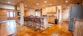 The Hilltop at Puritan Ridge | Outdoor Pool