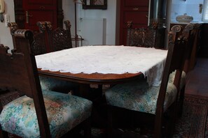 Dining - Vrbo Property (Bochum)