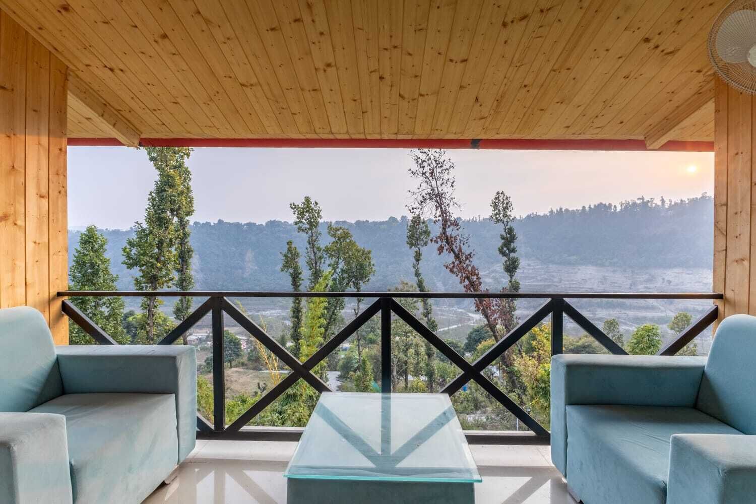 Luxury Studio Suite, Valley View | Property grounds