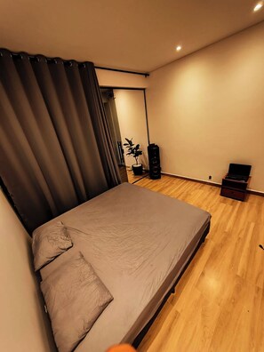 2 chambres, accès à Internet, literie fournie