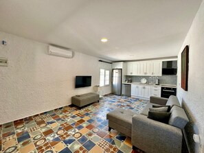 Deluxe-huone, kaupunkinäköala | Oleskelualue