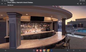 Bar (in der Unterkunft)