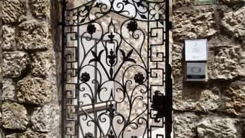 Luxury House, Sea View | Exterior detail