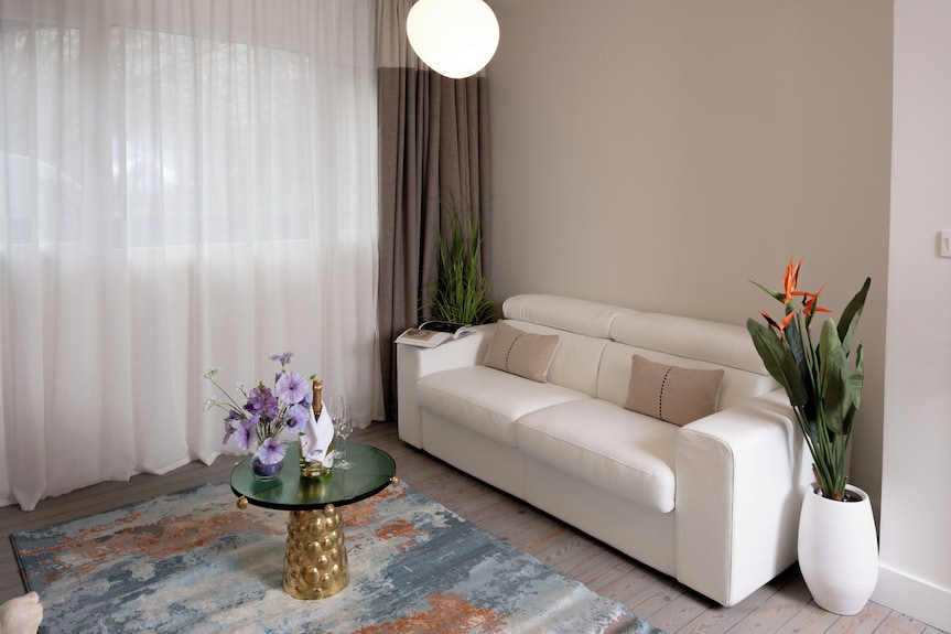 Suites Aux Anges N°4 (Apartment) - Amberes
