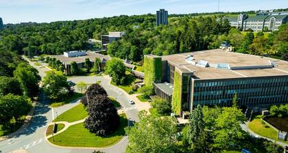 Bedford Basin View Retreat | Minutes to MSVU | Short & Extended Stays