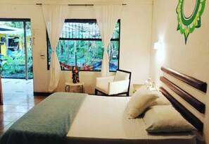 Room - Our lodge is the meeting point for conscious and regenerative travelers. (Limón Province)