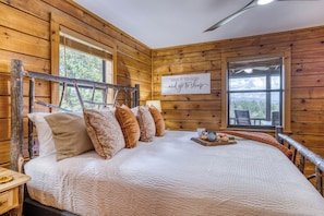 3 habitaciones, tabla de planchar con plancha, cuna de viaje y wifi