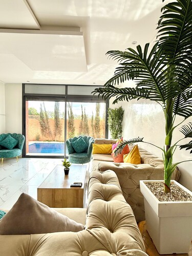 Villa with pool rooftop near Amelkis 