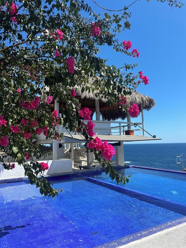 Private Room at Punta Blanca, Puerto Angel - Pool & Shared Kitchen