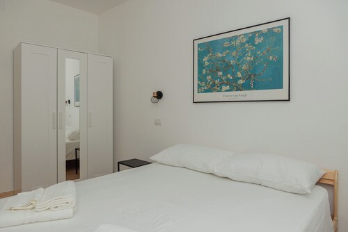Apartment 1 – Vincent van Gogh | Cozy Stay in the Heart of Umbria