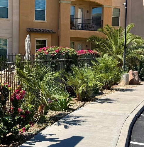 Enjoy the AZ active lifestyle! Near baseball training camps, golf, hiking!