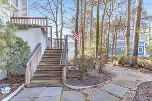 Property grounds - Tunnel Ave (Ocean City)