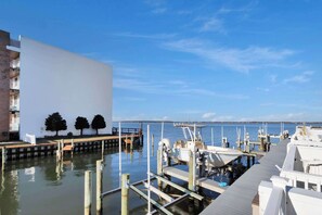 Marina - 765 Deer Point, 3BR townhome + amazing views from deck with 2 parking spaces (Ocean City)