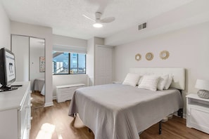 Iron/ironing board, WiFi, bed sheets - Jamaica Bay 308B (Ocean City)