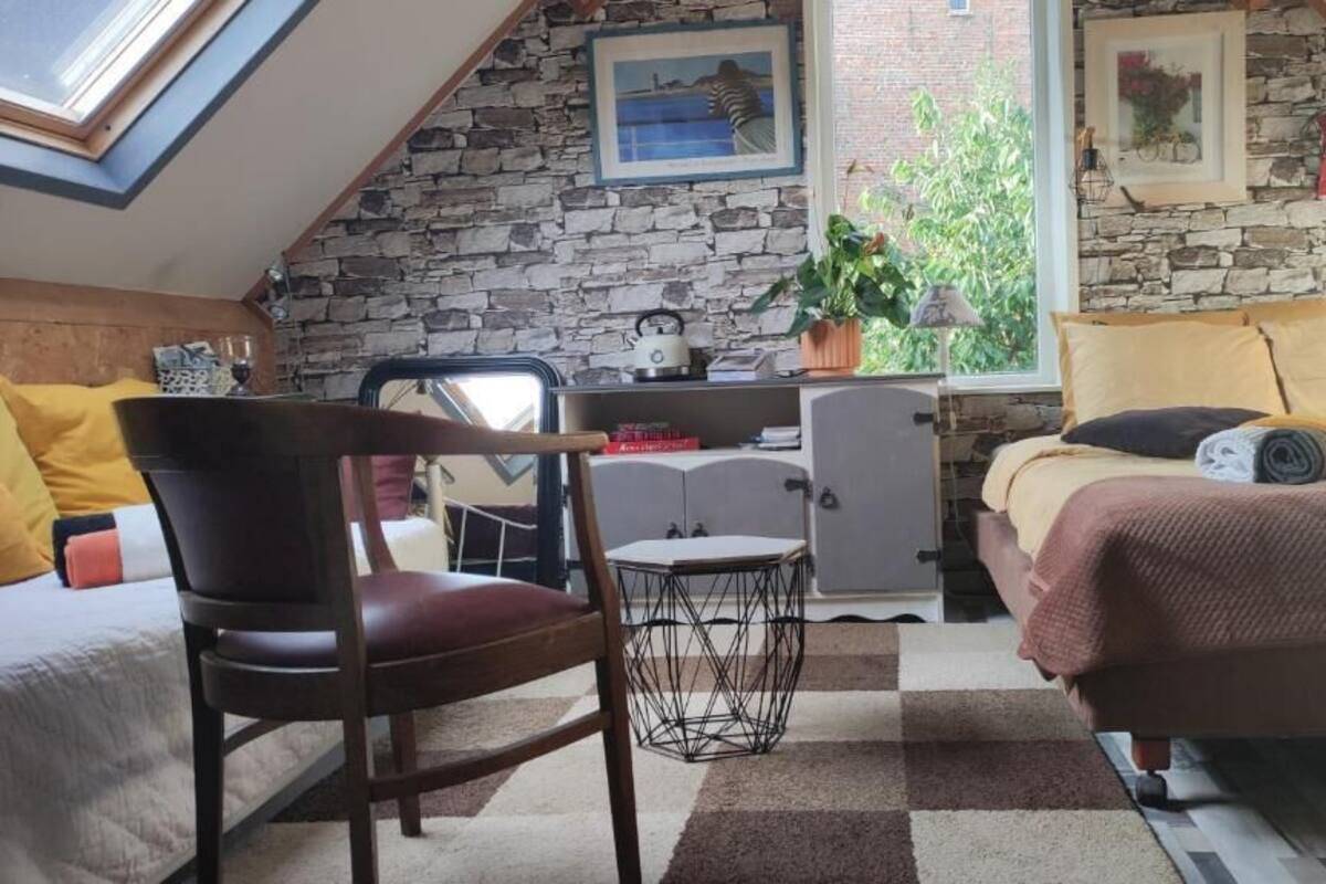 Habitación triple Confort, vista al patio