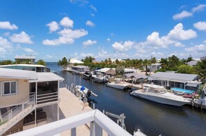 Property grounds - Canal front 4-bedroom house in Blackwater Sound, Key Largo near Adams Cut (Key Largo)