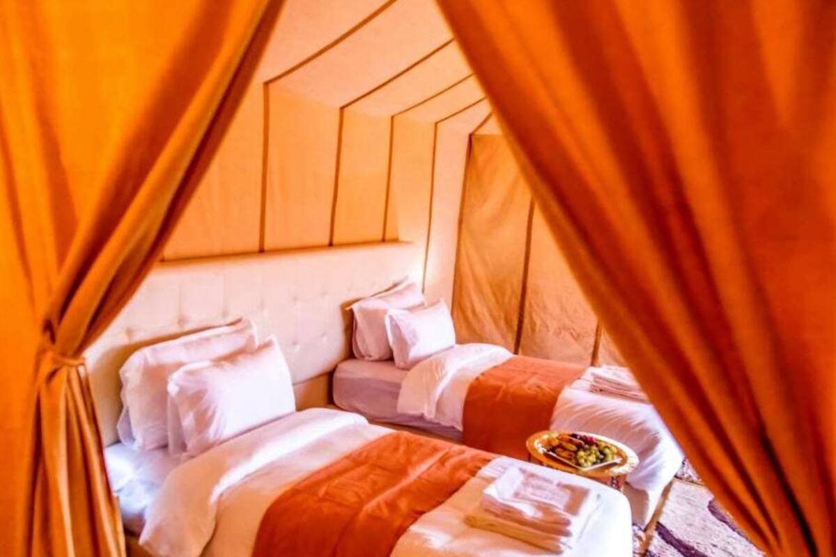 Deluxe Twin Room, Desert view