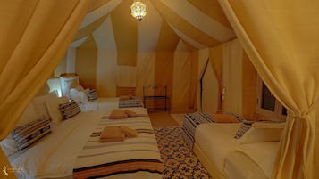 Deluxe Quadruple Room, Desert View