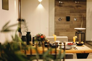 Deluxe-huvila, patio | Ruokailu