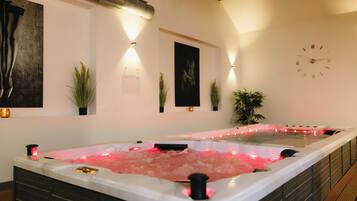 Deluxe Villa, Patio | Interior