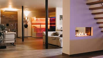 Deluxe Villa, Patio | Game room